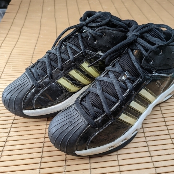 Adidas Pro Model - Men’s Size 11.5. black. Athletic shoes. Basketball shoes. 402 main image 8